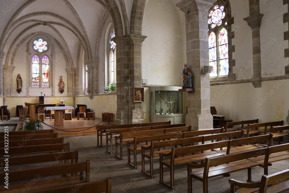Fototapeta premium L'église Saint Thomas, surnommée église du port, village de Benodet, département du Finistère, Bretagne, France