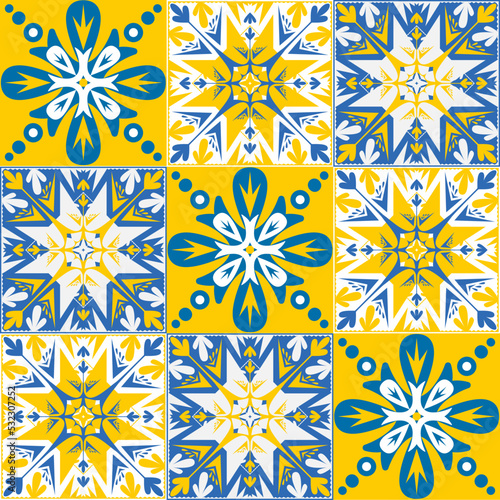 azulejo tile spanish style, TalaVera de Puebla ceramic tile, beautiful ornate pattern for wall decoration