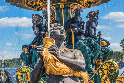 Obraz na plátně Fountain of Maritime Industry, Place de la Concorde, Paris, France