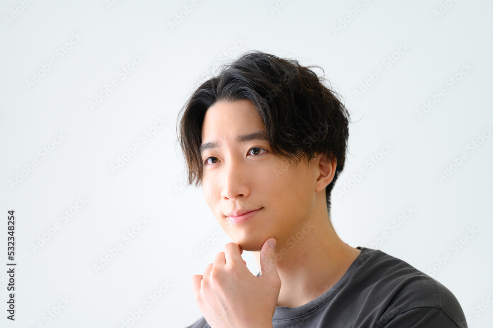 美容などにも使いやすいハンサムな男性 笑顔 美容などにも使いやすいハンサムな男性 笑顔