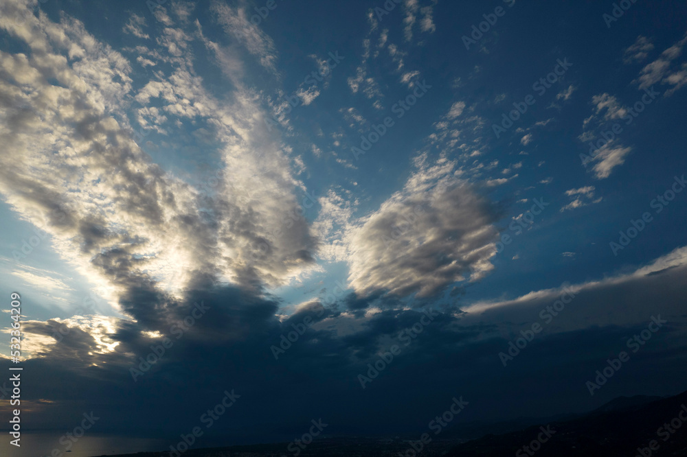 Obraz premium Black clouds towards the end of the day