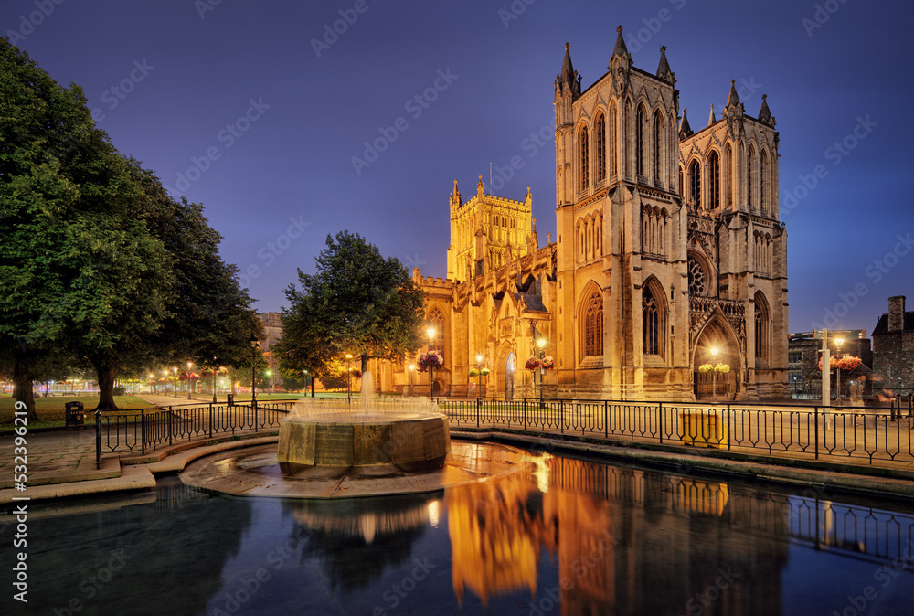 Bristol gotycka katedra, Anglia nocą, gotycka architektura, kościół angielski - obrazy, fototapety, plakaty 