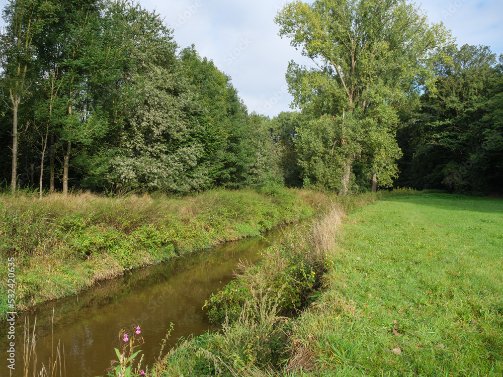 Fototapeta premium Wandern an der Berkel bei Vreden im Münsterland