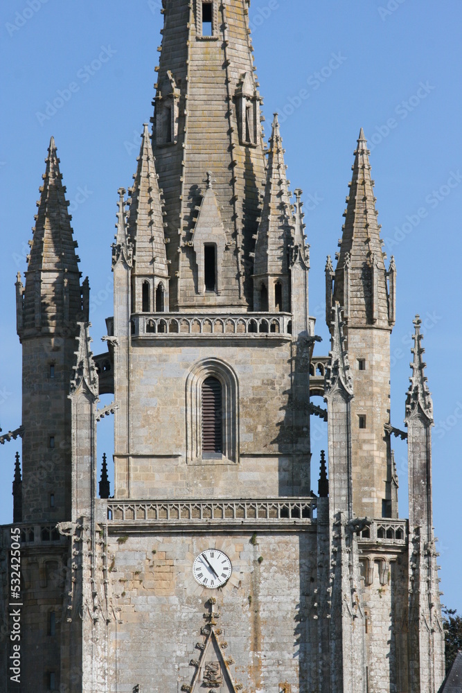 Basilique Notre-Dame du Paradis à Hennebont (Bretagne, Morbihan, France)