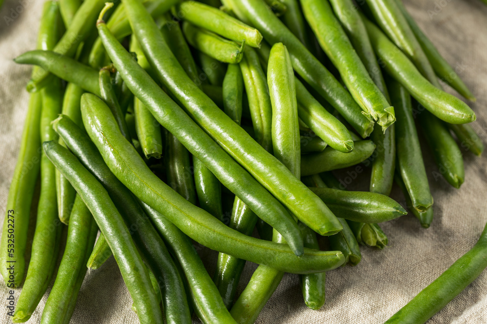 Raw Green Organic String Beans Raw Green Organic String Beans