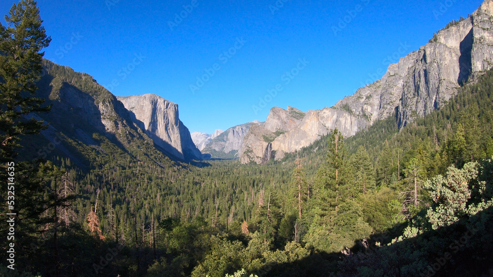 The view of the Yosemite National Park from the tunnel entrance to the Valley, California, USA. Yosemite Valley as seen from Tunnel View.