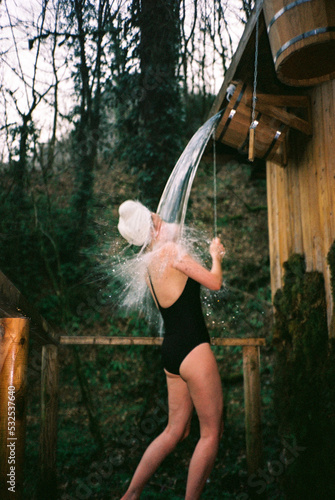 Contrast water procedure