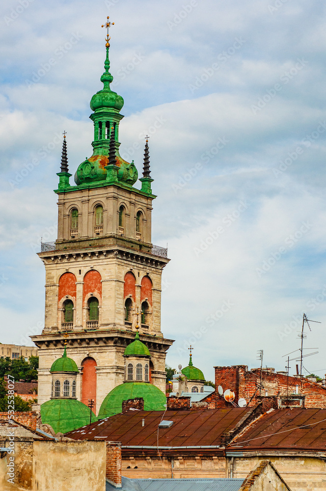 Obraz premium Lviv, Ukraine, 16.09.2022, architecture, old town, city view, monuments of history, churches and cathedrals
