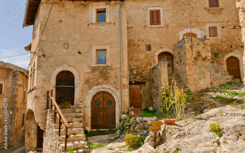 Borgo medievale di Navelli.Abruzzo  Italy