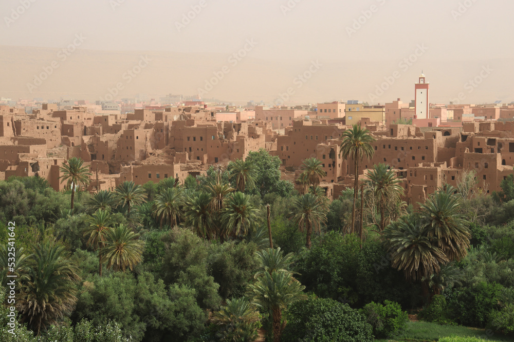 Tinerhir, city of Morocco between oasis and palm trees