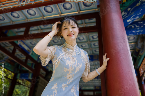 Portrait of a Chinese woman with traditional clothes photo