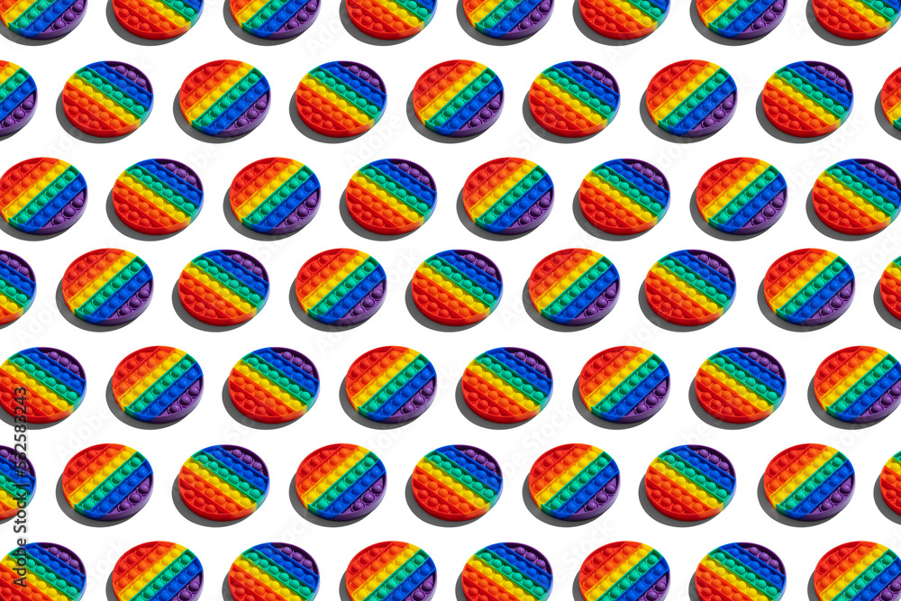 Rainbow circle shape isometric pattern of silicon toy for kids Rainbow circle shape isometric pattern of silicon toy for kids