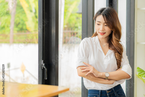 Smiling Asian woman standing with her arms crossed looking at the camera at work
confidently Free Download Smiling Asian woman standing with her arms crossed looking at the camera at work
confidently - GFXLoad