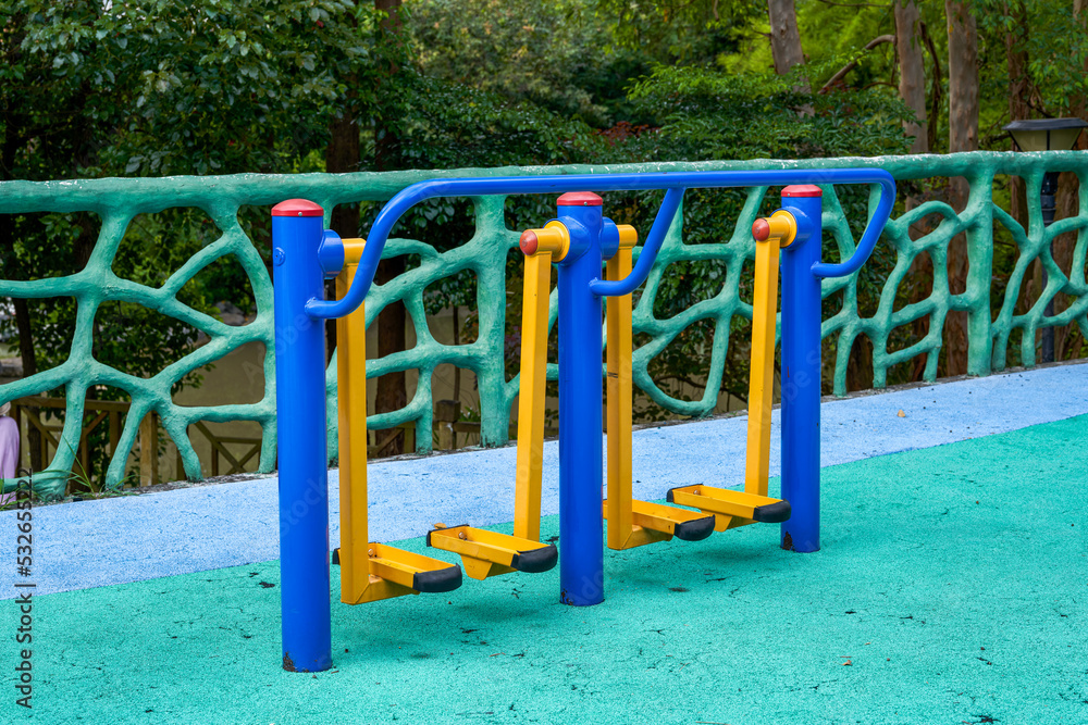 Public fitness and play facilities in the park