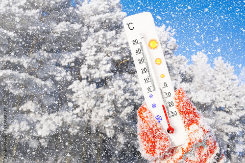 Foto Winter holidays with snow