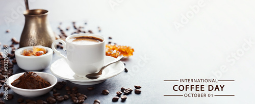 Photographie Coffee Cup and Beans, International Coffee Day concept,  October 1