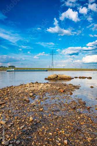Rhein Niedrigwasser