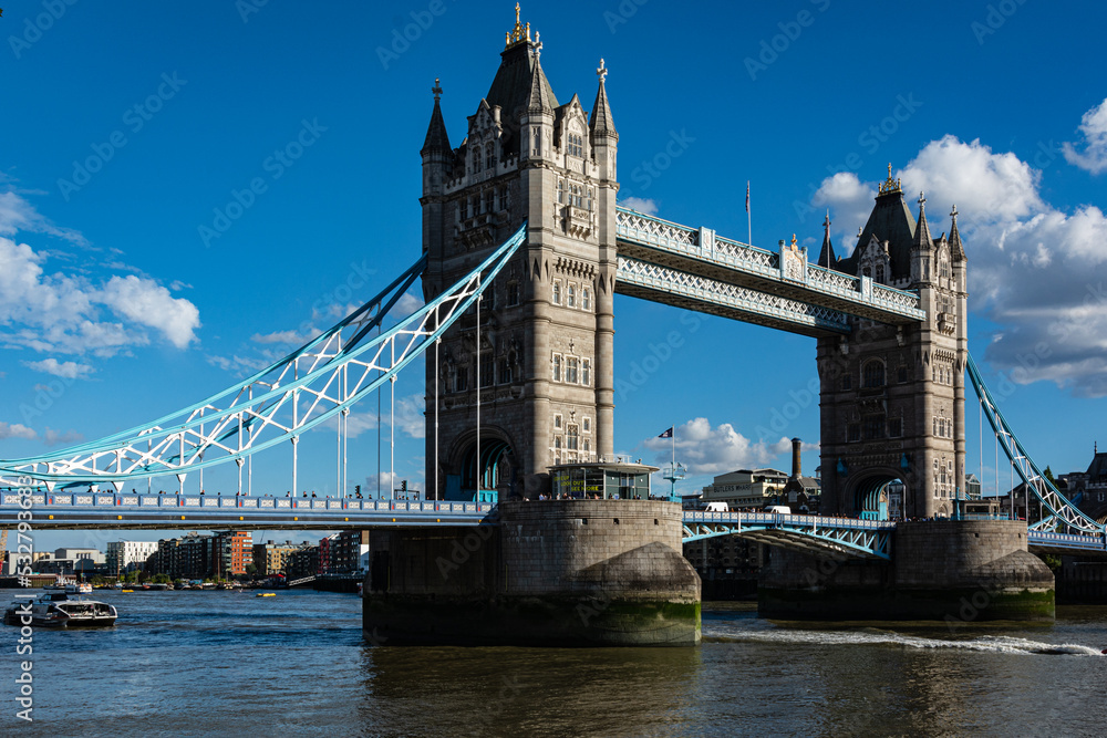 Fototapeta premium Tower Bridge over River Thames, London, England, UK 