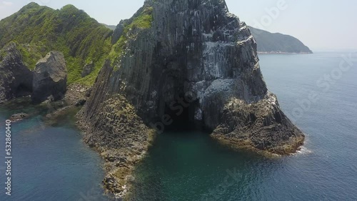 福岡 糸島 芥屋の大門(けやのおおと)【4K ドローン空撮】 photo