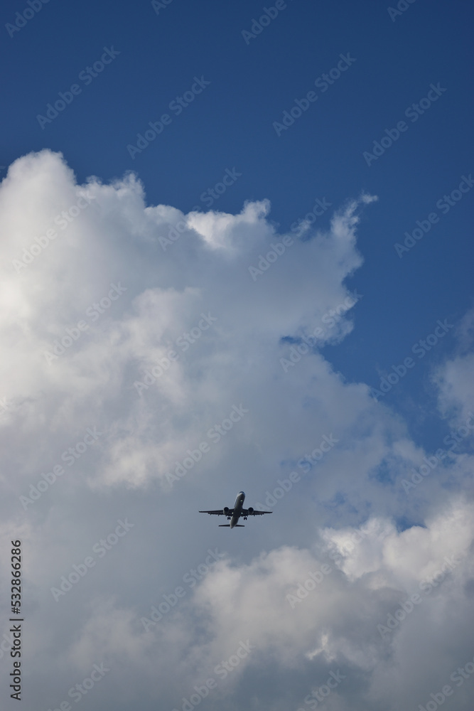 空と雲と飛行機 空と雲と飛行機