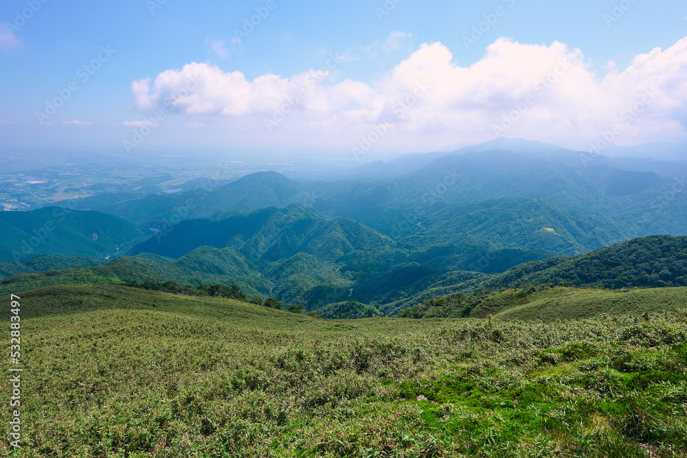 Naklejka premium 三重県 竜ヶ岳から見える山並み