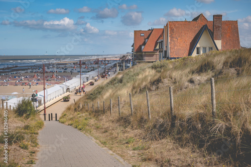 road to the city De Haan le coq 