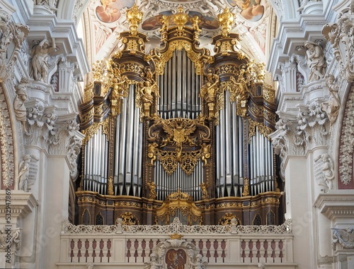 Klangwunder - imposante Orgel im Passauer Dom	 photo
