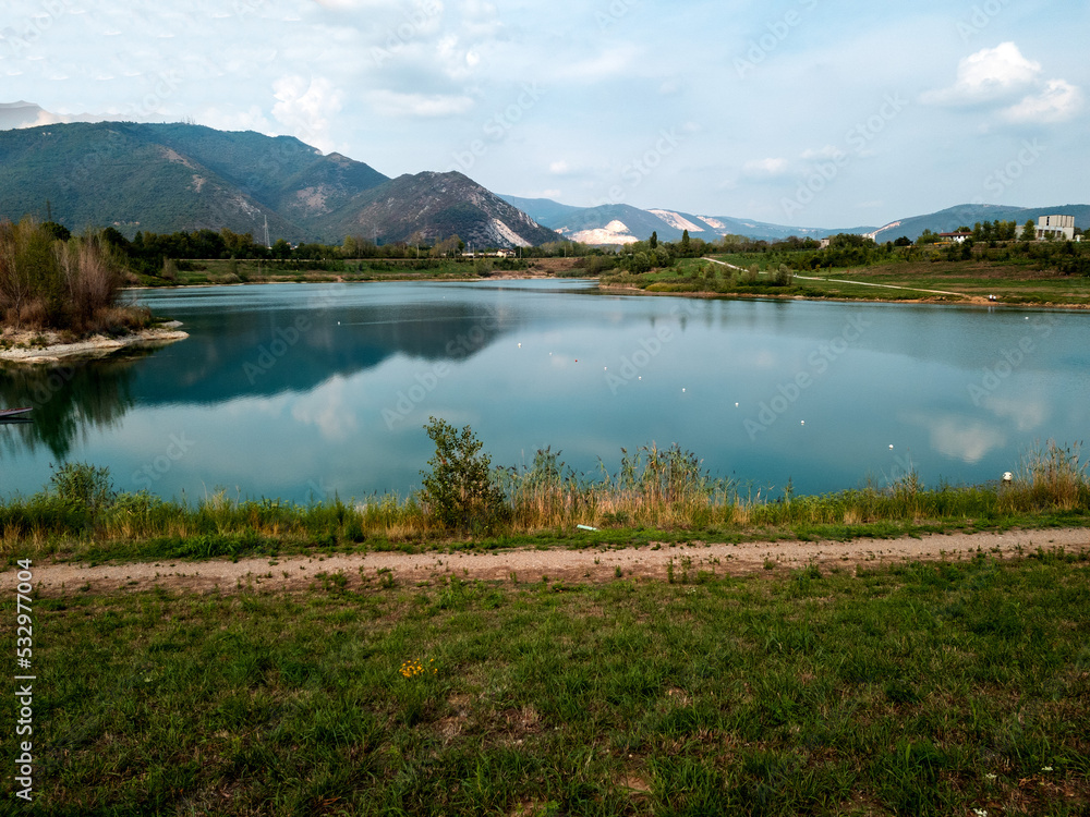 veduta su lago