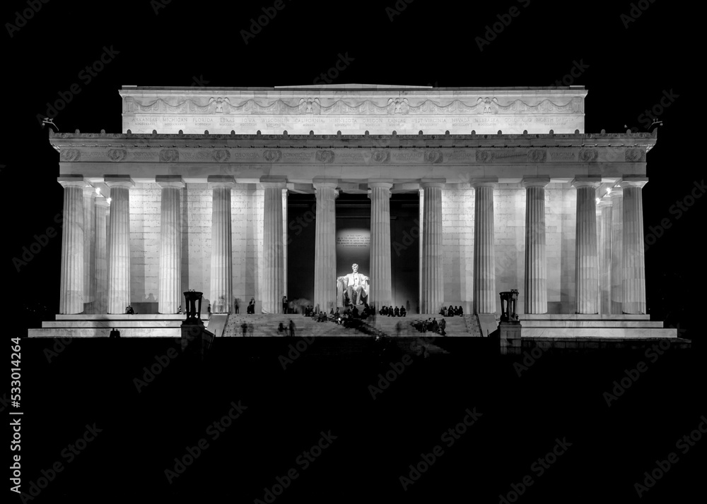 Obraz premium Lincoln monument at night