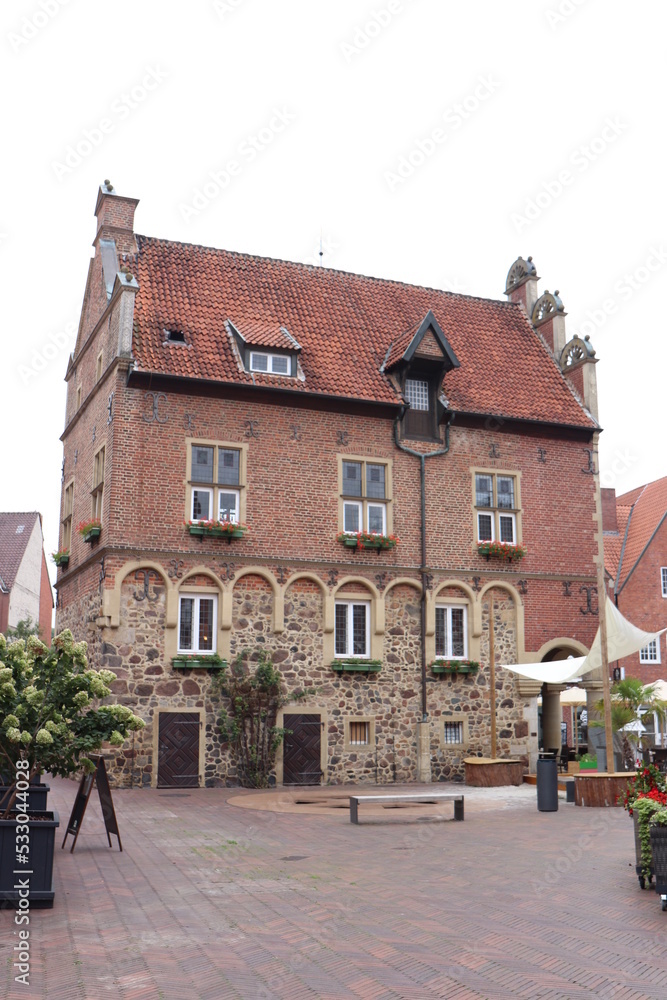 Rathaus auf dem Markplatz von Meppen. Rathaus auf dem Markplatz von Meppen.