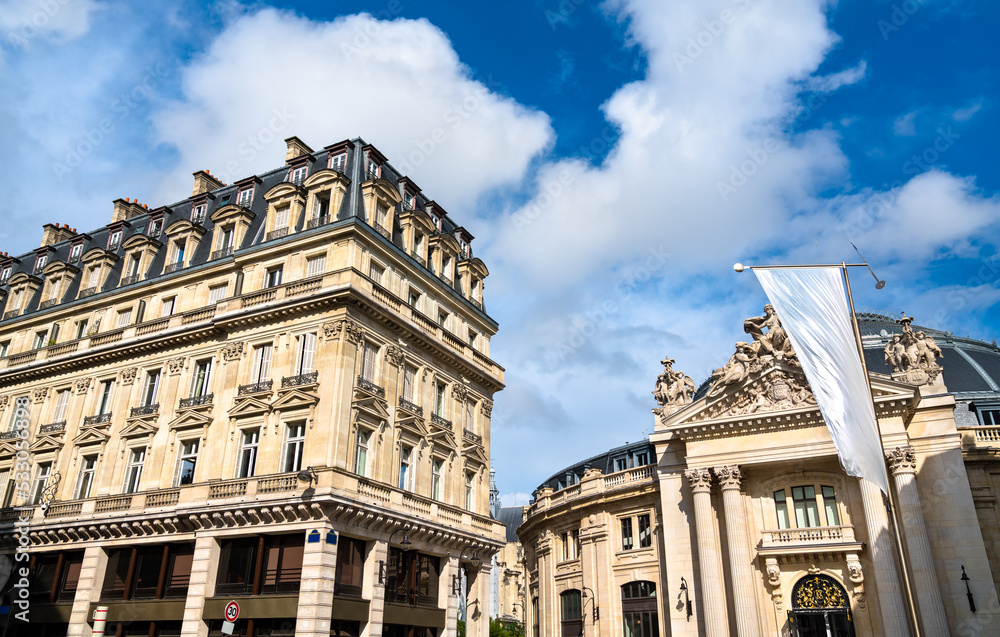 Obraz premium The Bourse de Commerce, a historic building in Paris, Francef