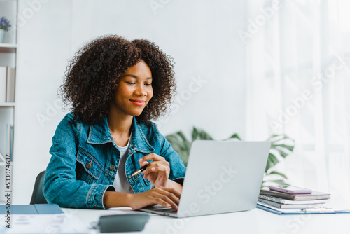Wallpaper Mural Close up portrait beautiful woman smiling and using laptop computer. Torontodigital.ca