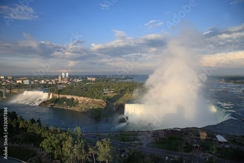 Amerikanische und kanadische Niagarafälle / American and Canadian Niagara Falls / © Ludwig