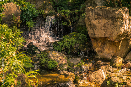 Wallpaper Mural water flow over the waterfall into lake Torontodigital.ca