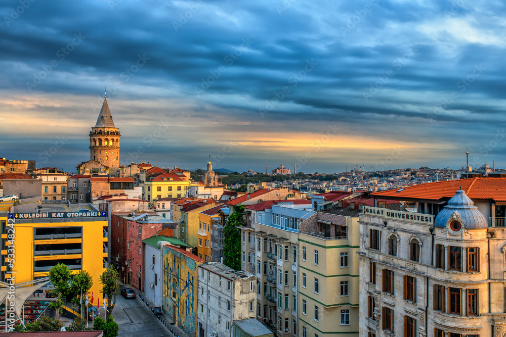 Fototapeta premium Galata Tower at Sunset