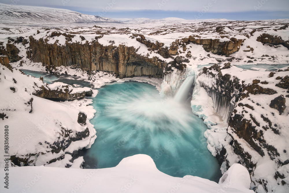 The Aldeyjarfoss waterfall is situated in the Highlands of Iceland at the northern part of the Sprengisandur Highland Road. 