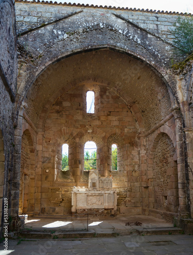 remains of the church of oradour sur glane after the second world war