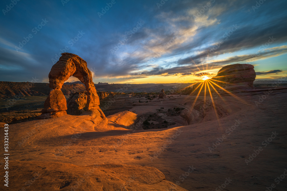 sunset at delicate arch, arches national park, usa