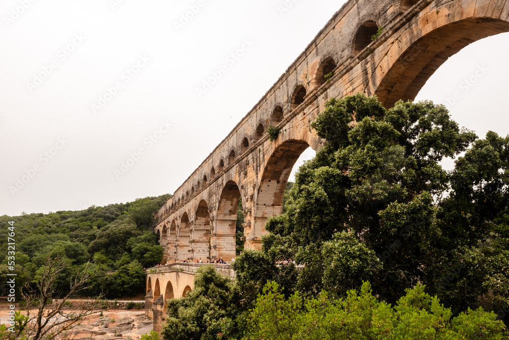 Obraz premium The pont du Gard an antic roman aquaduc