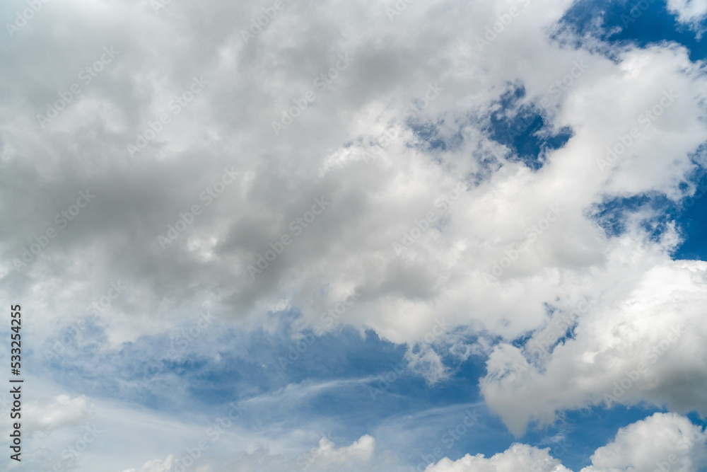 Obraz premium 青空と白い雲