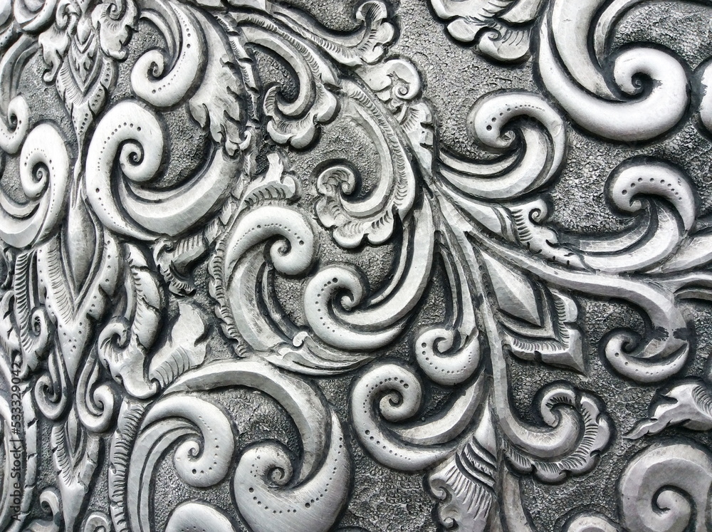 The art and pattern of carving silverware.