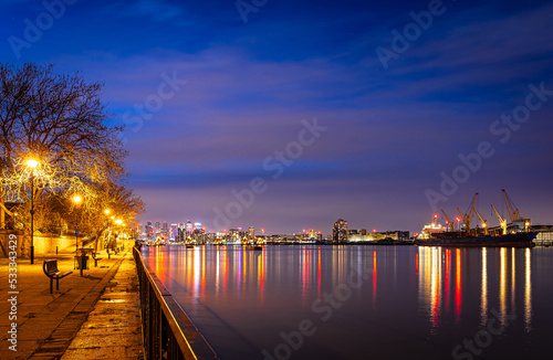 Long exposure view of Canary Wharf and Thames barrier in London © Alexey Fedorenko