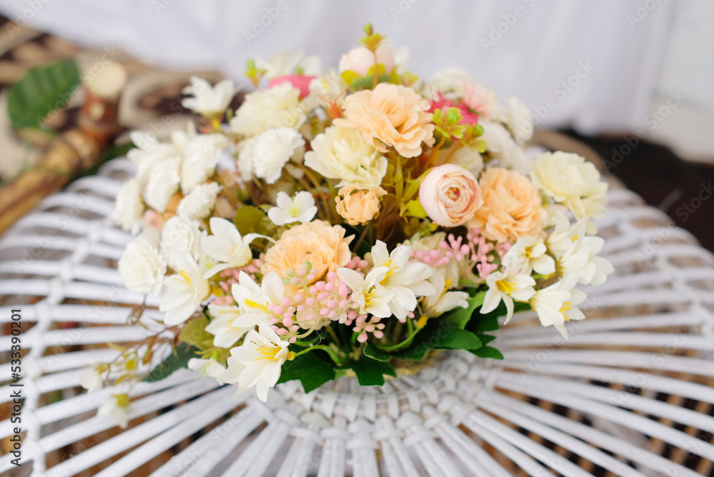 Bouquet flowers - Synthetic plastic flowers for event decoration Bouquet flowers - Synthetic plastic flowers for event decoration