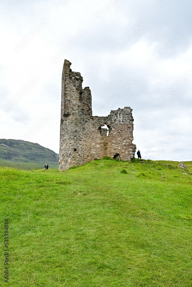 Ruine Ardvreck Castle im See Loch Assynt bei Inchnadamph, Lairg, Highland, Schottland