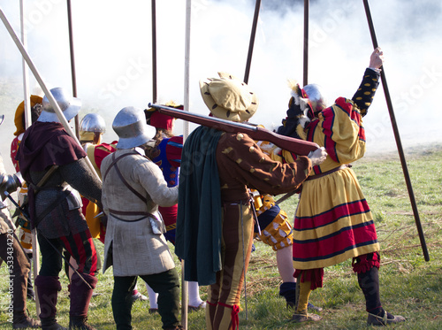 15th century soldiers go into battle