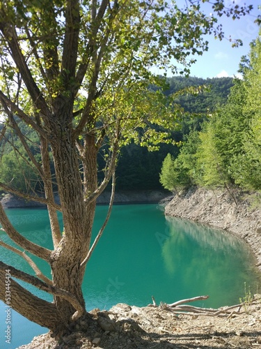 Lago del Brugneto Liguria Italia
