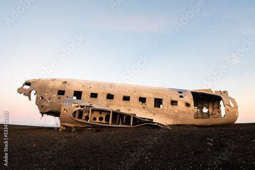 DC3 plane Wrecked on an Icelandic Beach © Alberto Giron