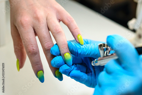 Professional Nail Airbrush for Manicure photo
