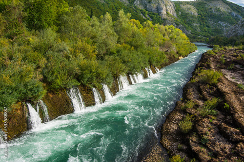 Fotografia The Confluence of Neretva and Buna River have remarkable river gorge along with