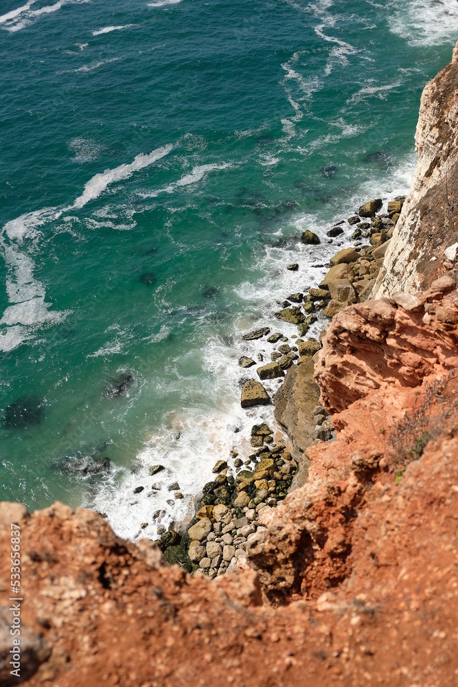 Felsenküste in Nazaré